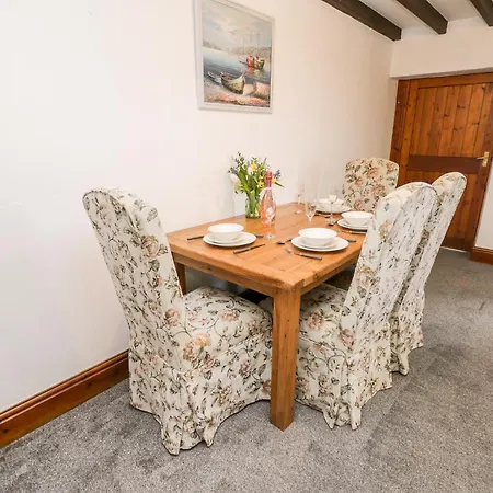 別荘 Hawthorn Dale *